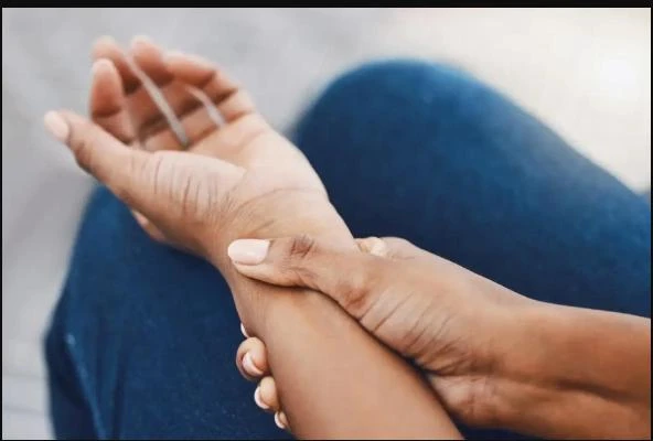 Instrument-assisted soft tissue mobilization on the arm